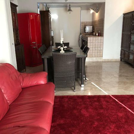 קוסטונאצ'י Simago Home מראה חיצוני תמונה