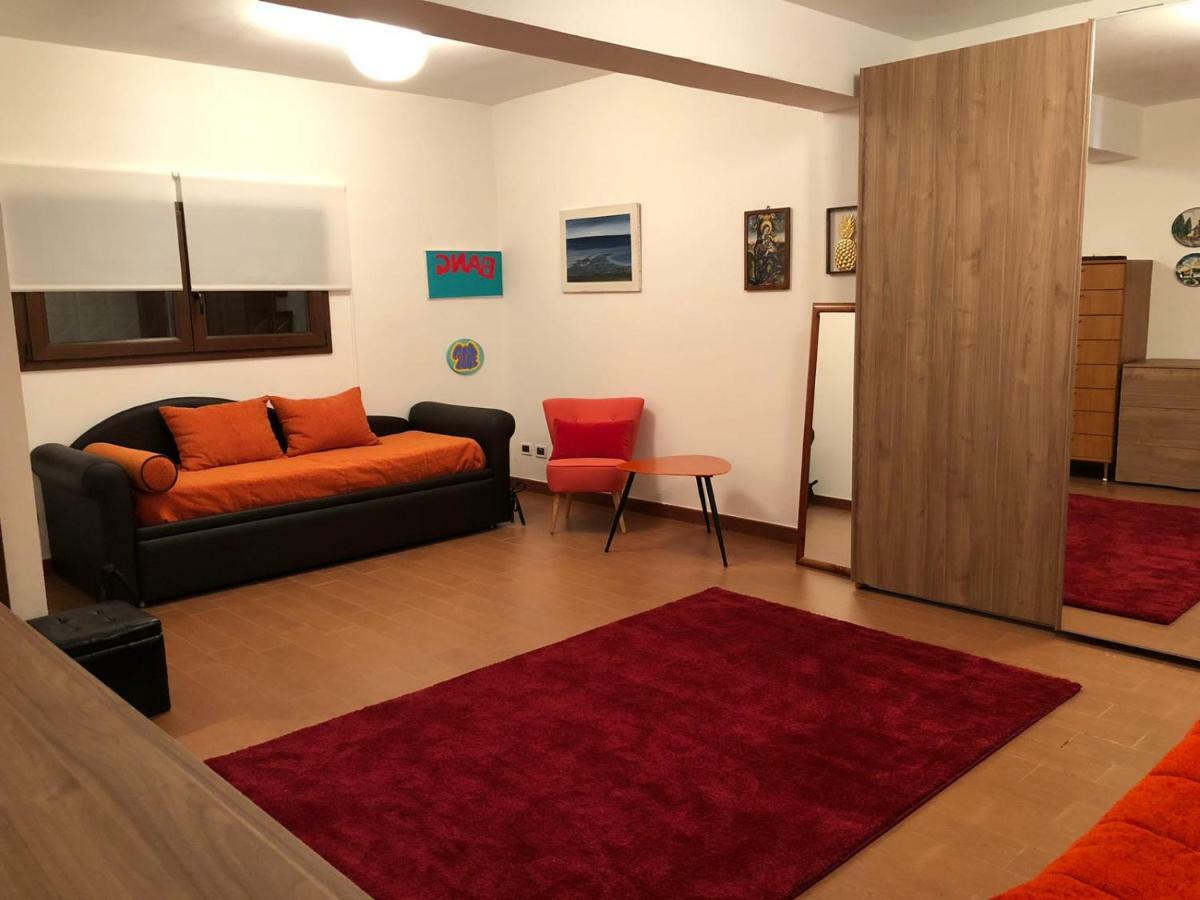 קוסטונאצ'י Simago Home מראה חיצוני תמונה