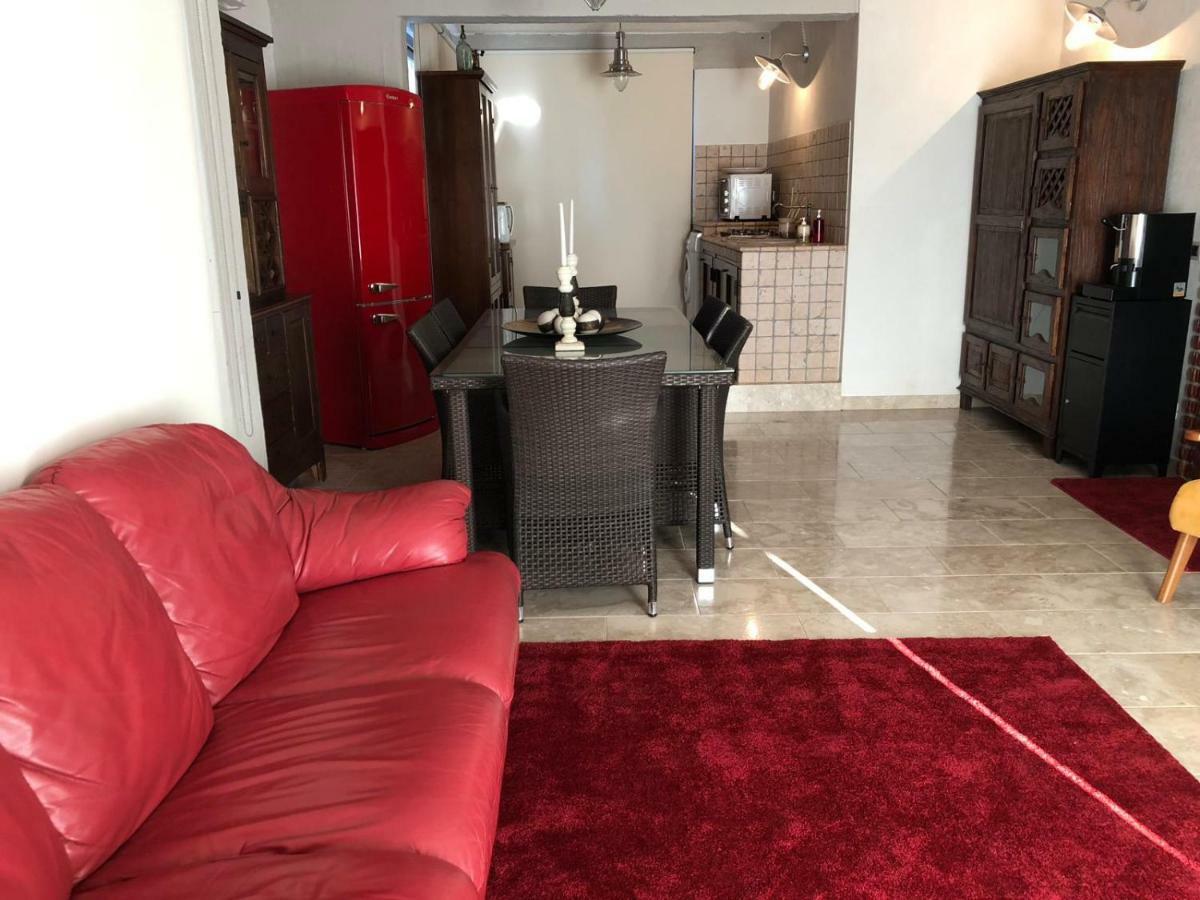 קוסטונאצ'י Simago Home מראה חיצוני תמונה